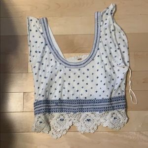 Broad neck top